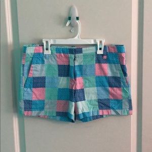 Girls Vineyard Vines shorts 16